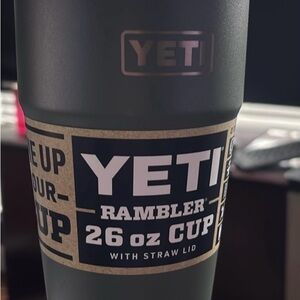 YETI Rambler 26 oz Cup with Straw Lid - Dark Gray